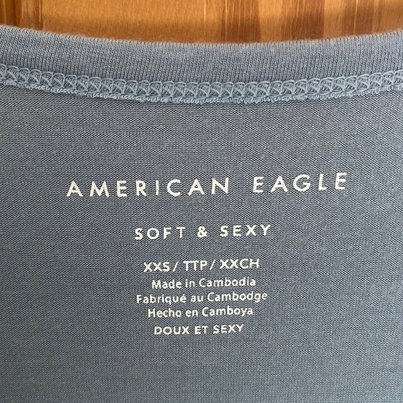 AMERICAN Eagle Outfitters Soft & Sexy Lace Up Crew Neck T-Shirt - Picture 4 of 7